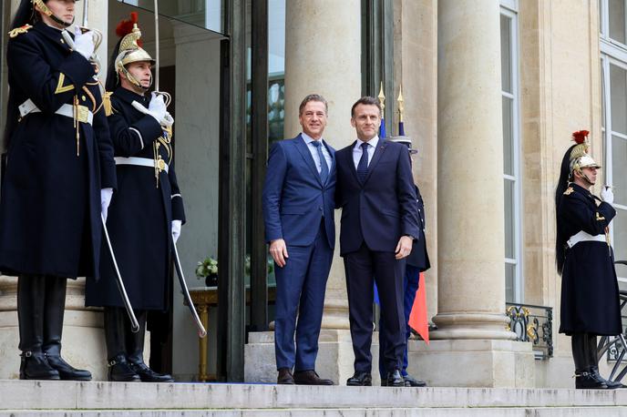Robert Golob in Macron | "Uspeh kampanje My Voice, My Choice na evropski ravni je pomemben napredek za ženske na naši celini," je dejal Macron.  | Foto STA