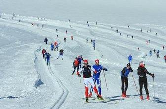 Tekačem več kot 3 milijone frankov v naslednji sezoni