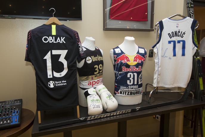S pomočjo Dončića, Oblaka in Kopitarja zbrali 8.500 evrov