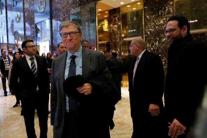 Bill Gates ob prihodu v Trump Tower. | Foto: Reuters