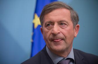 Erjavec: Veliko je laži, meni ves čas nekaj očitajo #video