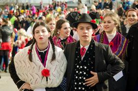 pust Ptujski karneval povorka Ptuj