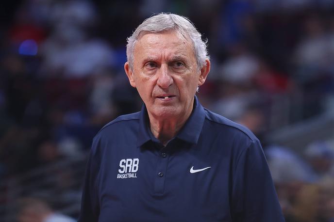 Svetislav Pešić | V soboto je na košarkarskem evropskem prvenstvu prišlo do velike senzacije, potem ko je v osmini finala Finska izločila Srbijo. Bo Pešić, srbski selektor, prevzel odgovornost? | Foto Guliverimage
