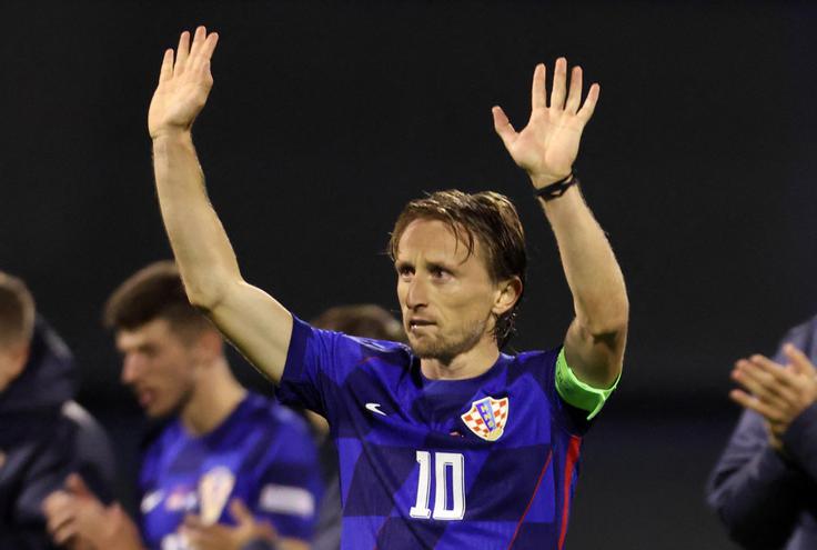 Hrvaški kapetan Luka Modrić bo danes odigral že 194. tekmo za hrvaško reprezentanco. | Foto: Reuters