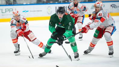 Olimpija na domačem ledu klonila proti Celovčanom