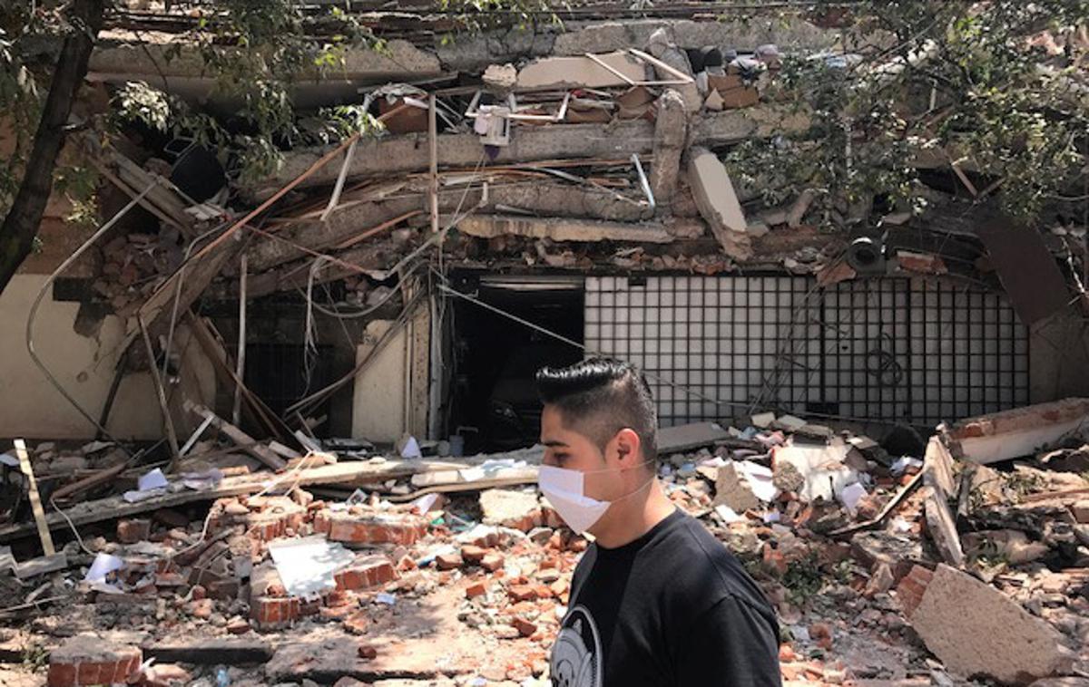 Posledice potresa v mehiški prestolnici Cuidad de Mexico | Foto Reuters