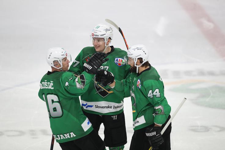 Olimpija je v Tivoliju s 4:1 premagala drugo ekipo Salzburga. | Foto: Sportida