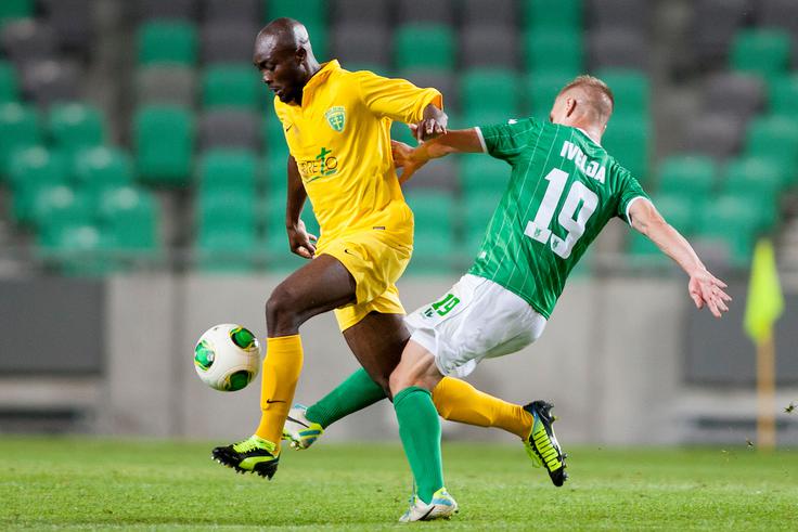 Serge Akakpo se je iz Celja preselil v Žilino na Slovaškem, s katero se je v Evropi pomeril proti Olimpiji. | Foto: Vid Ponikvar