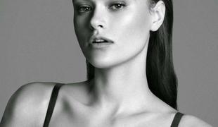 Calvin Klein je model s konfekcijsko številko 38 označil za "močnejši"