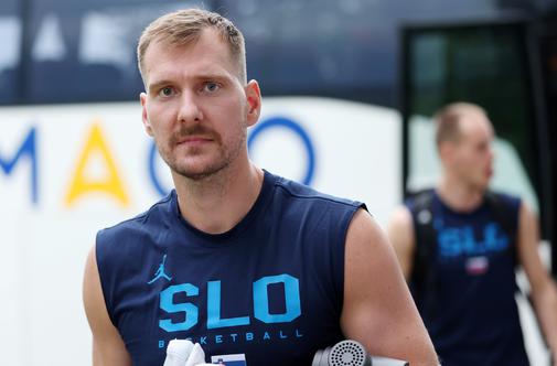 Zoran Dragić v finalu Fibinega evropskega pokala, Urban Klavžar pa NCAA