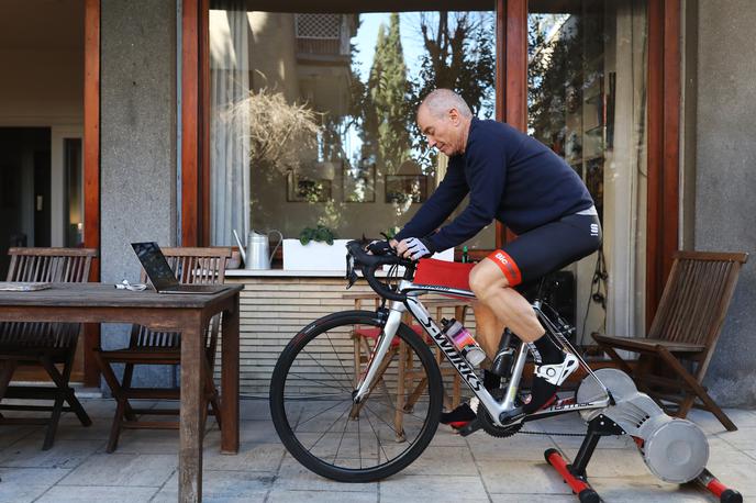 trenažer | Prek spleta lahko kolesarite s pametnimi trenažerji in tudi navadnimi, ki imajo senzor za kadenco. | Foto Getty Images