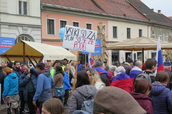 Podoben pohod za življenje, kot se napoveduje v Ljubljani, se je maja odvil v Mariboru. | Foto: Matic Prevc/STA