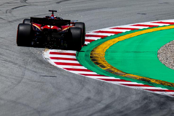Carlos Sainz je tarnal nad poskakovanjem v hitrih zavojih. | Foto: Guliverimage