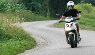 Aprilia sportcity cube 300