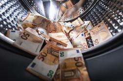 Trije direktorji za več kot 600 tisoč evrov oškodovali državni proračun