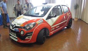 V Revozu predstavili dirkalnega renaulta twinga R2