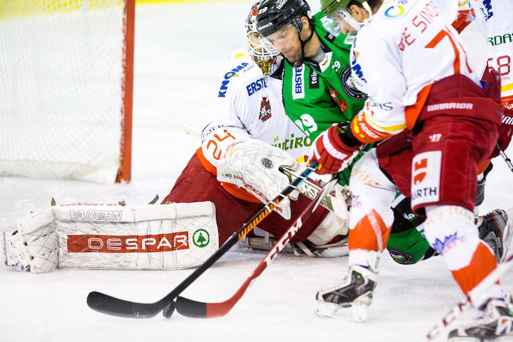 Olimpija je v petek pri Bolzanu povedla, a na koncu izgubila z 1:4, v soboto pa priznala premoč še Dornbirnu.
 | Foto: Matic Klanšek Velej/Sportida