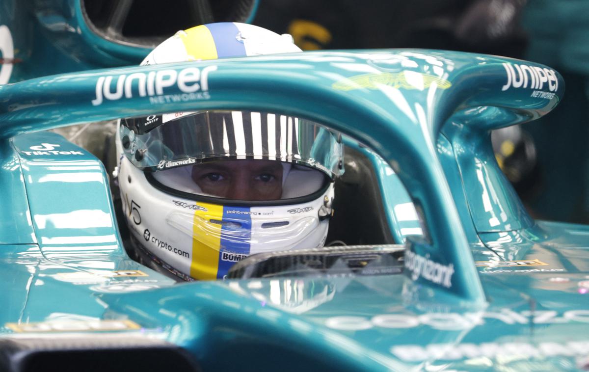 Aston Martin Vettel | Sebastian Vettel bo moral izpustiti vsaj VN Bahrajna. | Foto Reuters
