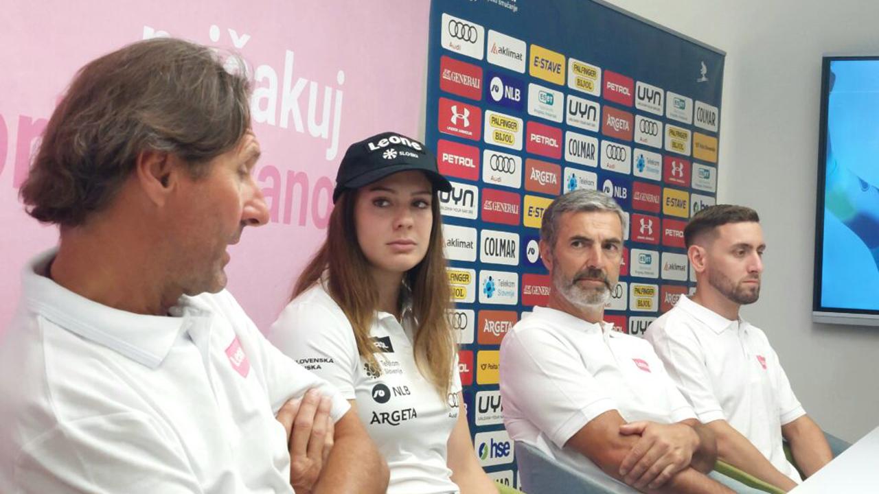 Andrea Massi ne sodeluje več z Andrejo Slokar
