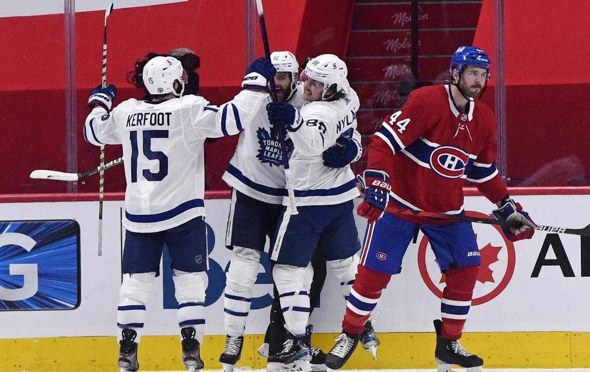 Toronto NHL | Hokejisti Toronta so s prepričljivo zmago nad Montrealom naredili pomemben korak k napredovanju. | Foto Reuters