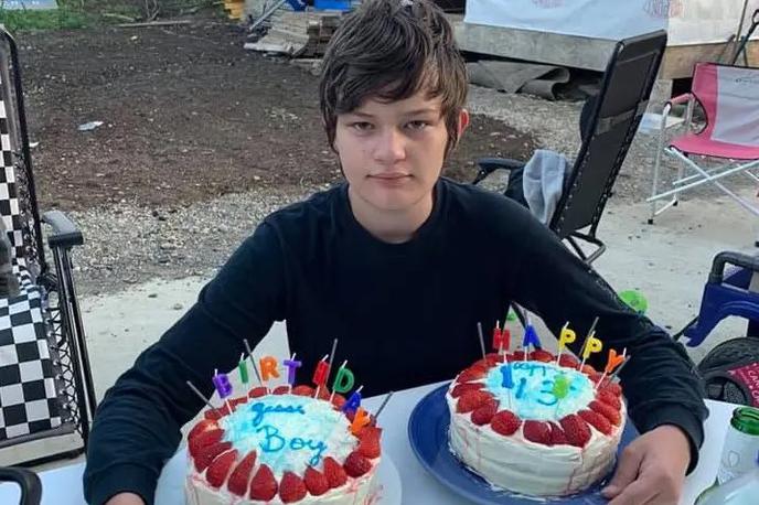 Jesse Van Rootselaar | "Vse najboljše za 14. rojstni dan najinemu vnuku Jesseju!! Ljubimo te za vedno!! XOXO," je v objavi iz leta 2021 zapisala babica napadalke in jo delila na Facebooku.  | Foto The Horizon/X