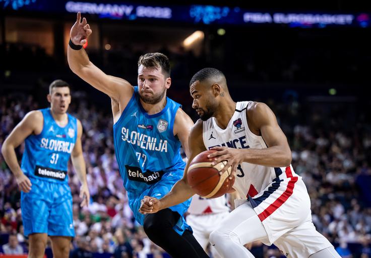 Luka Dončić je pred tremi leti Francozom nasul kar 47 točk. | Foto: Vid Ponikvar