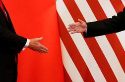 Carinska vojna med ZDA in Kitajsko lahko koristi le Evropejcem