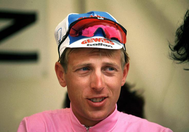 Evgeni Berzin 1994 Leta 1994, ko se je Giro dvakrat ustavil v Kranju, je slovito rožnato dirko dobil ruski kolesar Evgeni Berzin iz ekipe Gewiss - Ballan. | Foto: Guliverimage