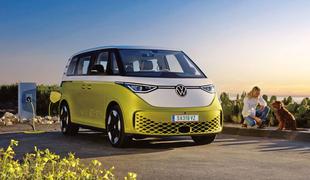 Volkswagen brez testnih voženj razprodal nov kombi