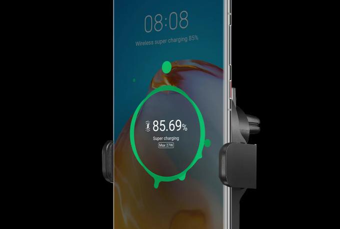 Glede na to, za kakšno pošast gre, je baterija presenetljivo trpežna. P40 Pro+ bo s stoodstotno napolnjenostjo zlahka deloval ves dan, še nekaj naboja pa bo ostalo za jutranjo seanso uporabe. P40 Pro+ se izjemno hitro polni tudi brezžično, pravzaprav najhitreje med vsemi pametnimi telefoni, ki jih je trenutno mogoče kupiti.  | Foto: Huawei Mobile