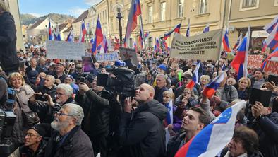 Na sojenju v zadevi Trenta zaslišali še dve priči, Janša o krivosodju