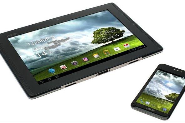 Ocenili smo: Asus PadFone