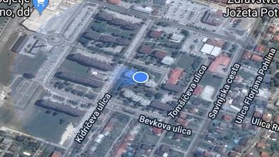 Kaj skriva modra pika, ki jo ima na telefonu večina Slovencev