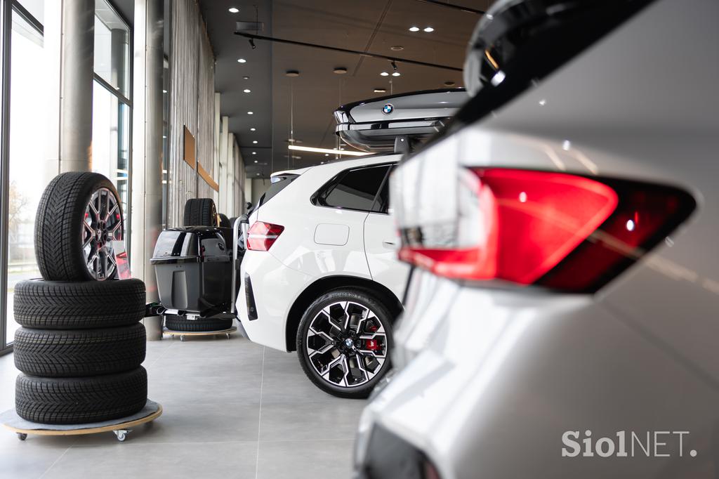 BMW salon Autowallis