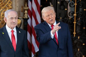 Trump ob sprejemu Netanjahuja vztrajal pri razorožitvi Hamasa