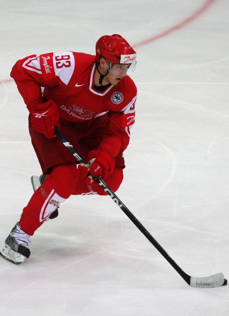 Peter Regin je vzrok za danske težave našel v tem, da se še niso naučili stopiti skupaj, ko jim pripada vloga favoritov. | Foto: Getty Images
