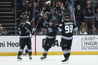 Utah končal negativni niz, Vancouver se je poslovil od kapetana