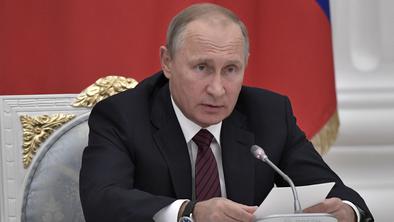 Putin bo kandidiral kot neodvisni kandidat #video