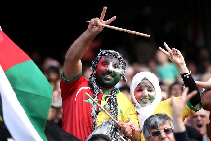 Navijači Palestine so popestrili azijsko prvenstvo tako leta 2015 kot tudi 2019. | Foto: Reuters