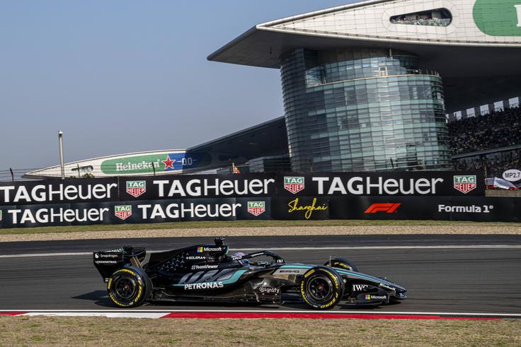 Mercedes ima na začetku sezone najboljši dirkalnik, a vsaj na dirki jim je Ferrari precej blizu. | Foto: Guliverimage