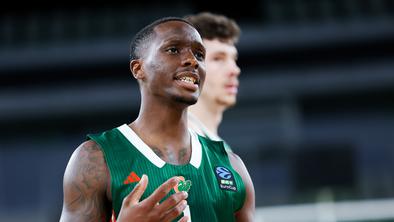 Umoja Gibson: Prijateljem v ZDA vedno razlagam, da sem v državi Luke Dončića