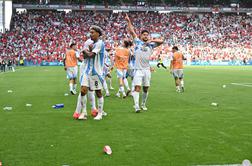 Argentinci v 16. minuti dodatka izvlekli točko, Španci strli odpor Uzbekistana