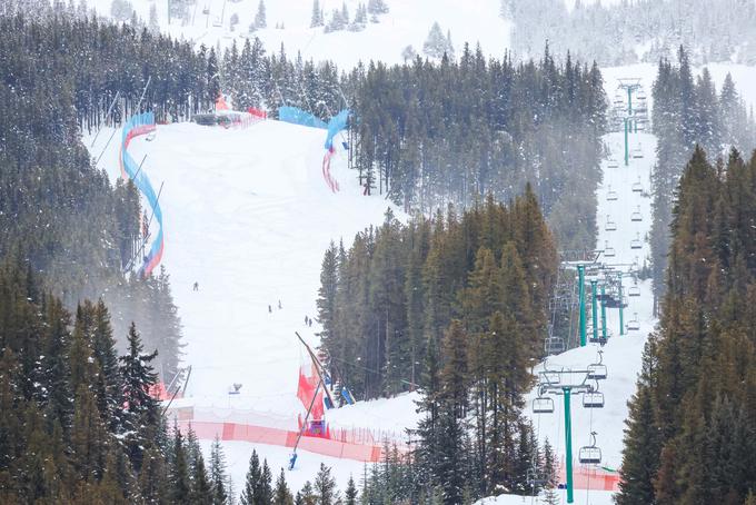 V Lake Louisu imajo težave z vremenom. | Foto: Reuters