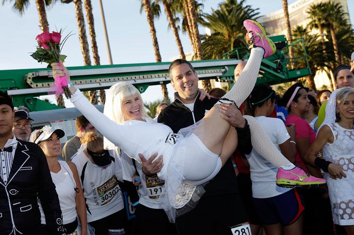 maraton Las vegas | Maraton v Las Vegasu številni izkoristijo tudi za skok pred oltar. | Foto Getty Images
