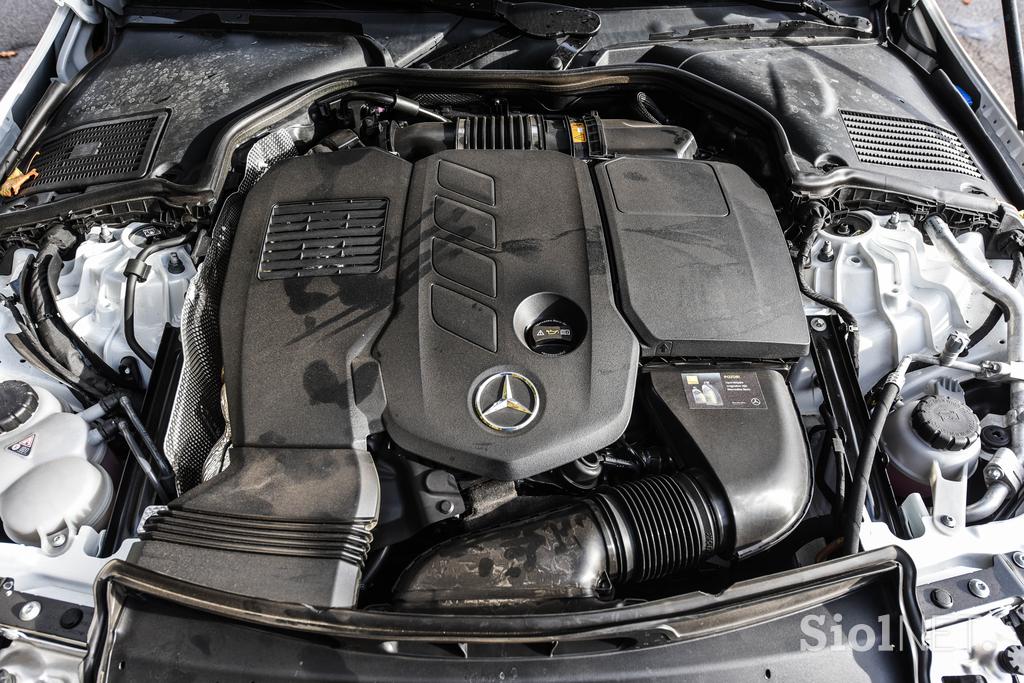 Mercedes-benz razred C 300 d