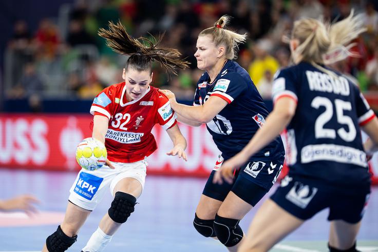 Danke so dolgo časa vodile, na koncu pa popustile, sledil je norveški preobrat in obramba naslova. | Foto: Grega Valančič/Sportida