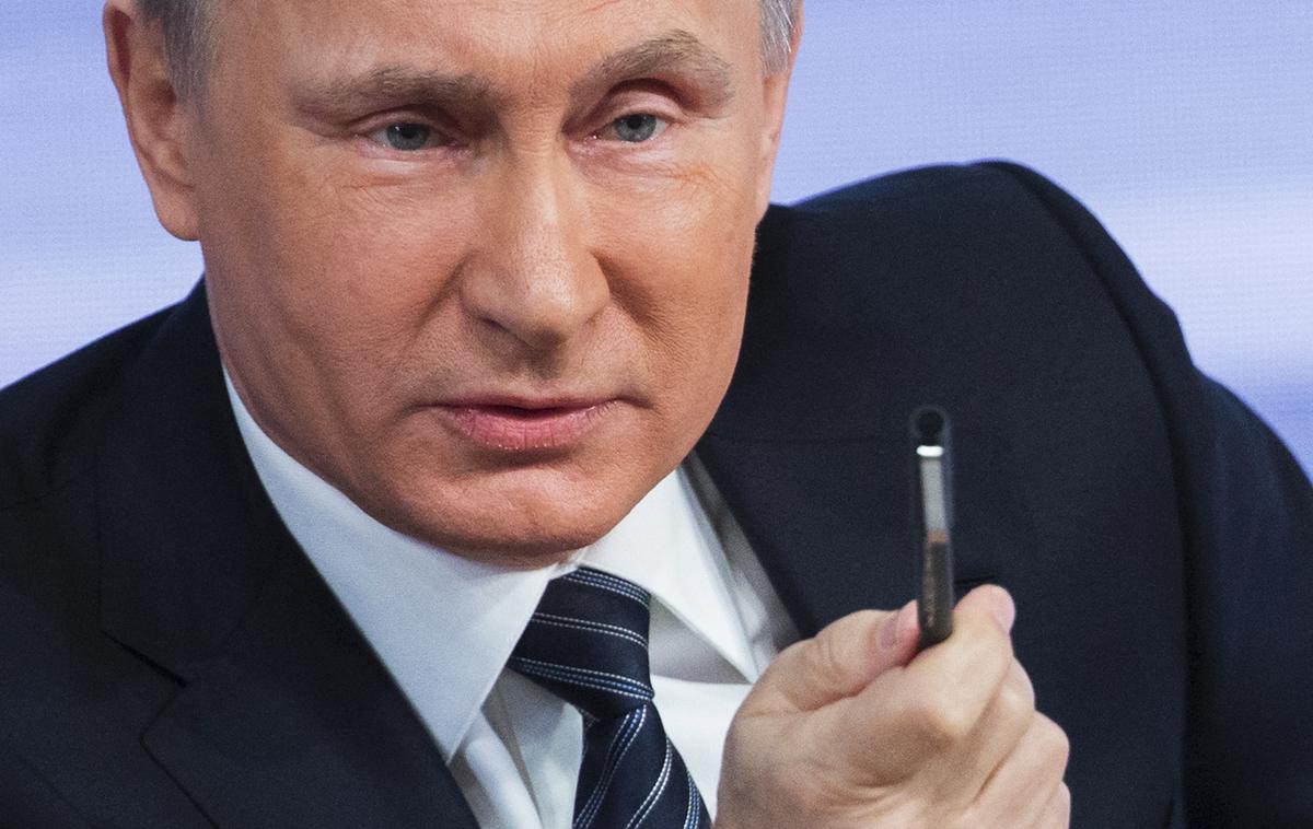 Vladimir Putin | Ruski predsednik Vladimir Putin je ta mesec na srečanju z novinarji kritiziral zahodno dobavo orožja dolgega dosega Ukrajini in posvaril pred posledicami.  | Foto Guliverimage
