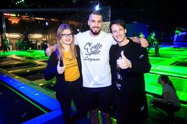 Premiera spota Challe Salle