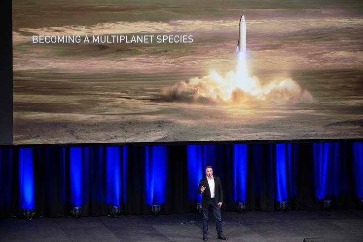 Njegovi občudovalci imajo Muska za vizionarja in genija, ki bo človeško vrsto popeljal na druge planete, na drugi strani so skeptiki, ki so prepričani, da Musk z napovedmi, kot so potovanja na Mars in obljudenje drugih planetov, zida gradove v oblakih. | Foto: Guliverimage