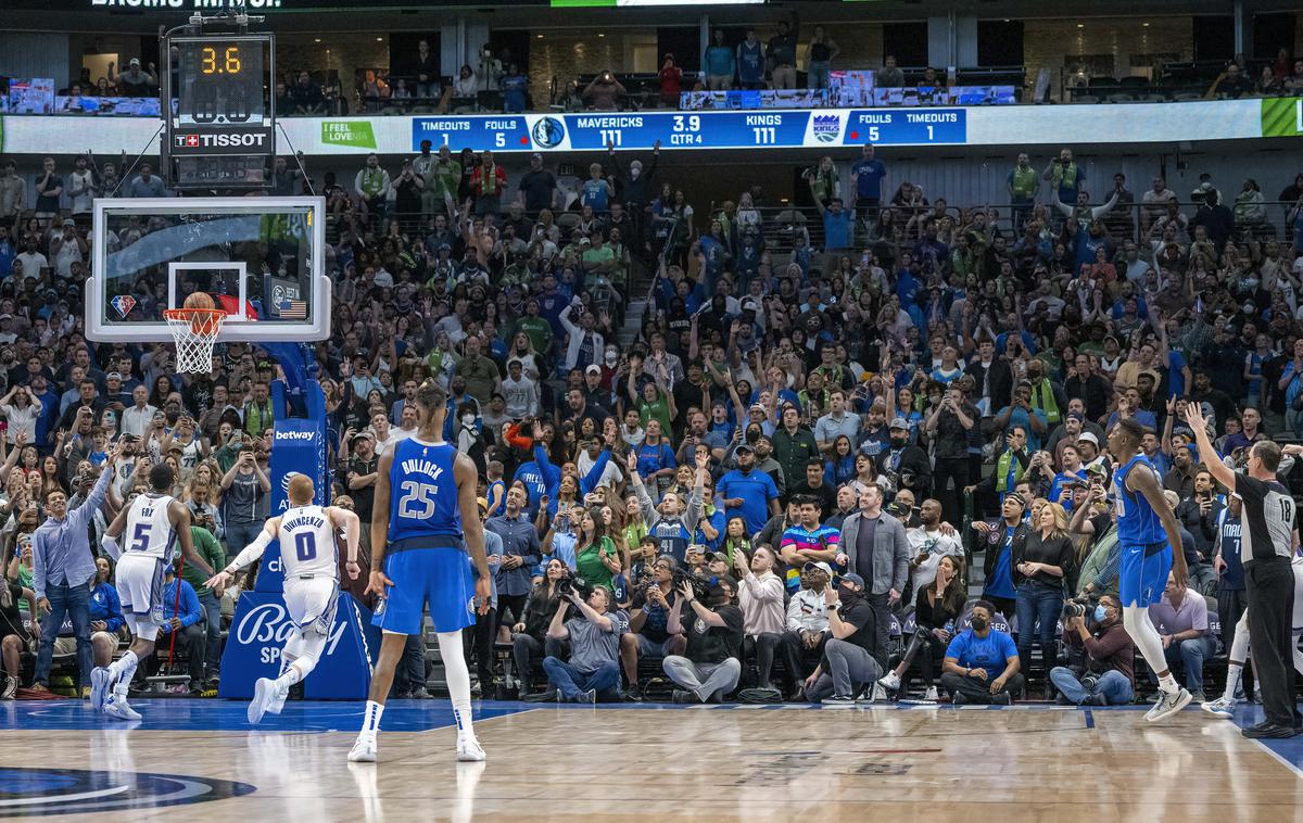 Dallas | Lastniki klubov v severnoameriški košarkarski ligi NBA so v torek izglasovali, da bo tako imenovani play-in oziroma dodatne kvalifikacije za končnico po dveh poskusnih sezonah zdaj postal stalnica tega tekmovanja.  | Foto Reuters